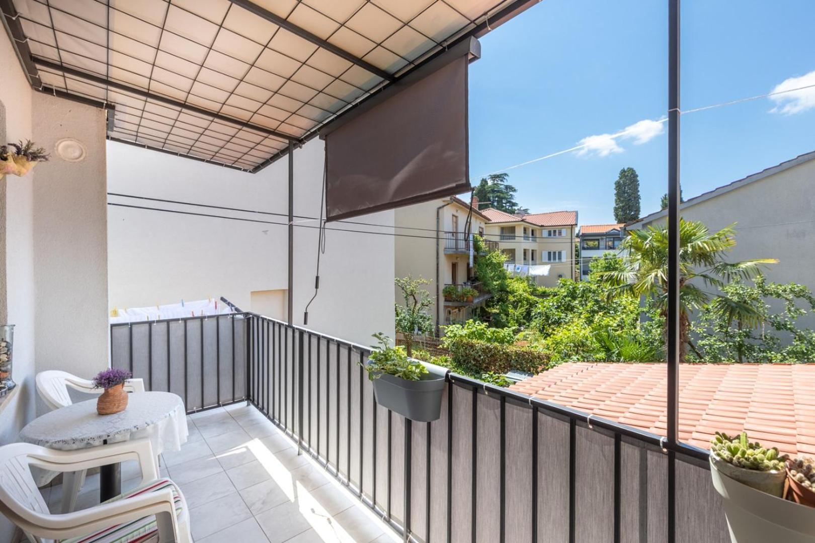 Apartment Oleander Malinska Luaran gambar