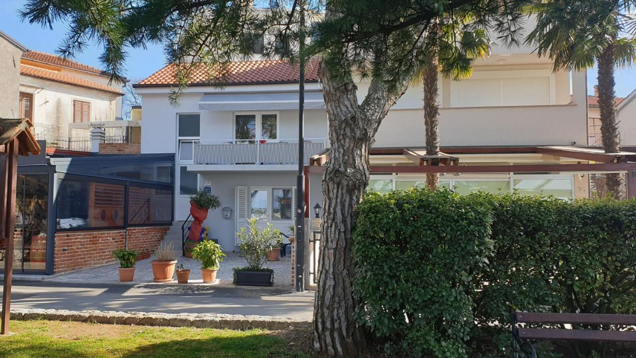 Apartment Oleander Malinska Luaran gambar